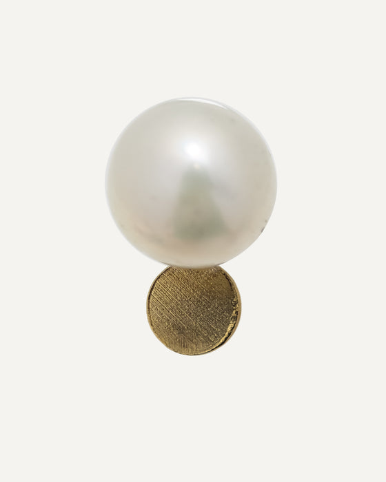 Wies Pearl Stud Earring from Sandrine Diodati.
